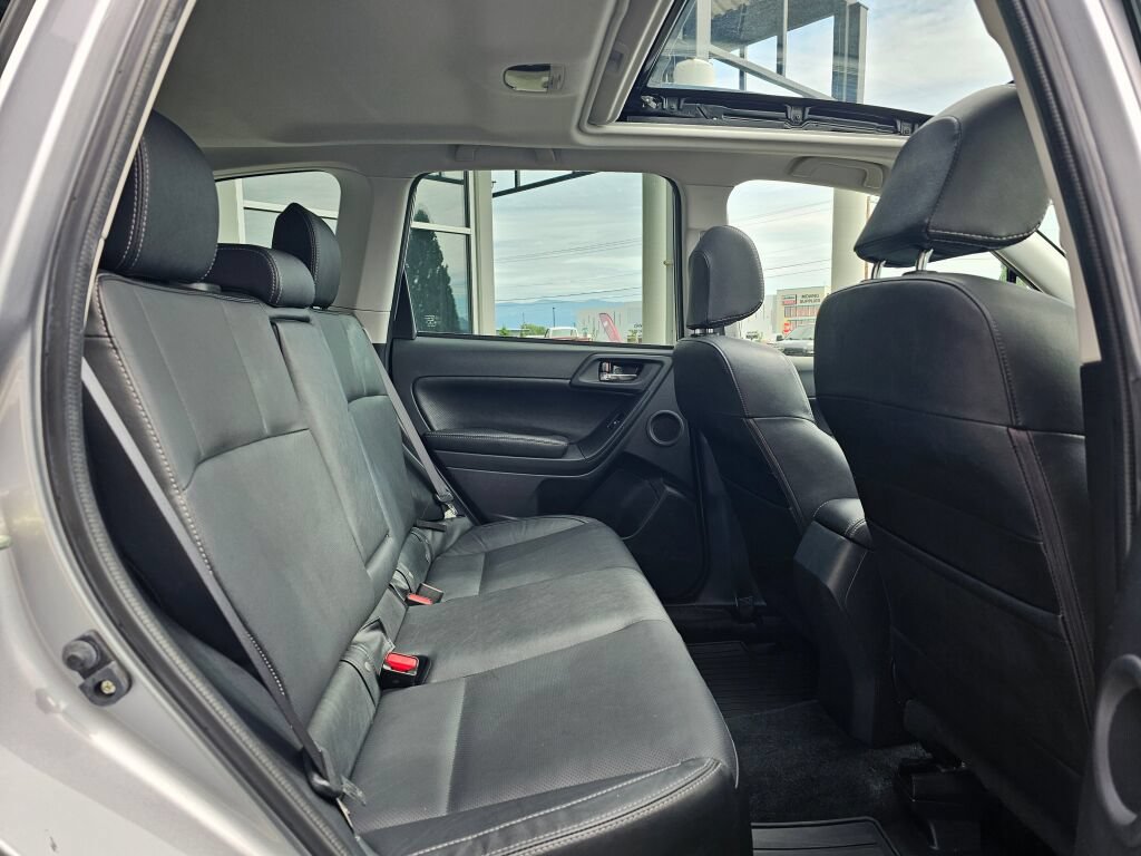 Used 2018 Subaru Forester 2.5i Limited w/ Popular Package #2 AWD/4WD image 13