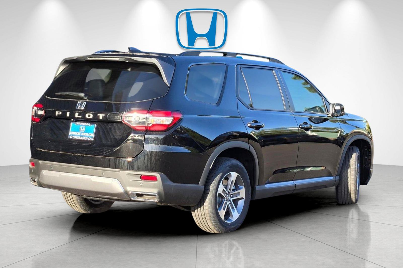 New 2026 Honda Pilot EX-L image 6