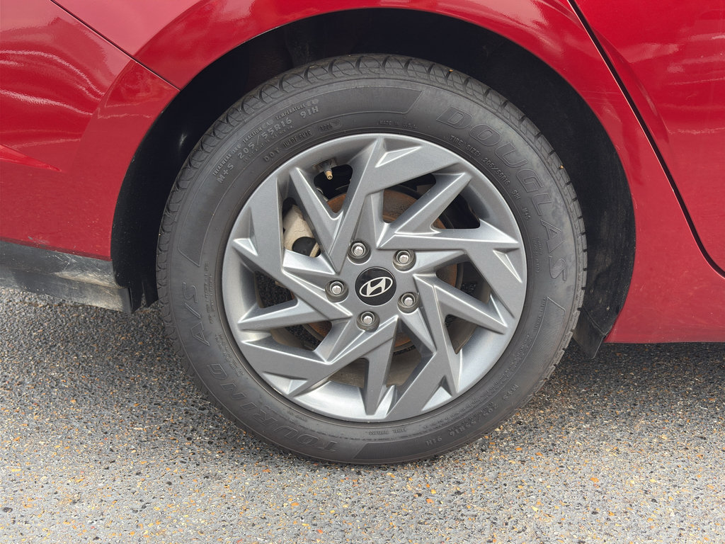 Used 2024 Hyundai Elantra SEL FWD image 26