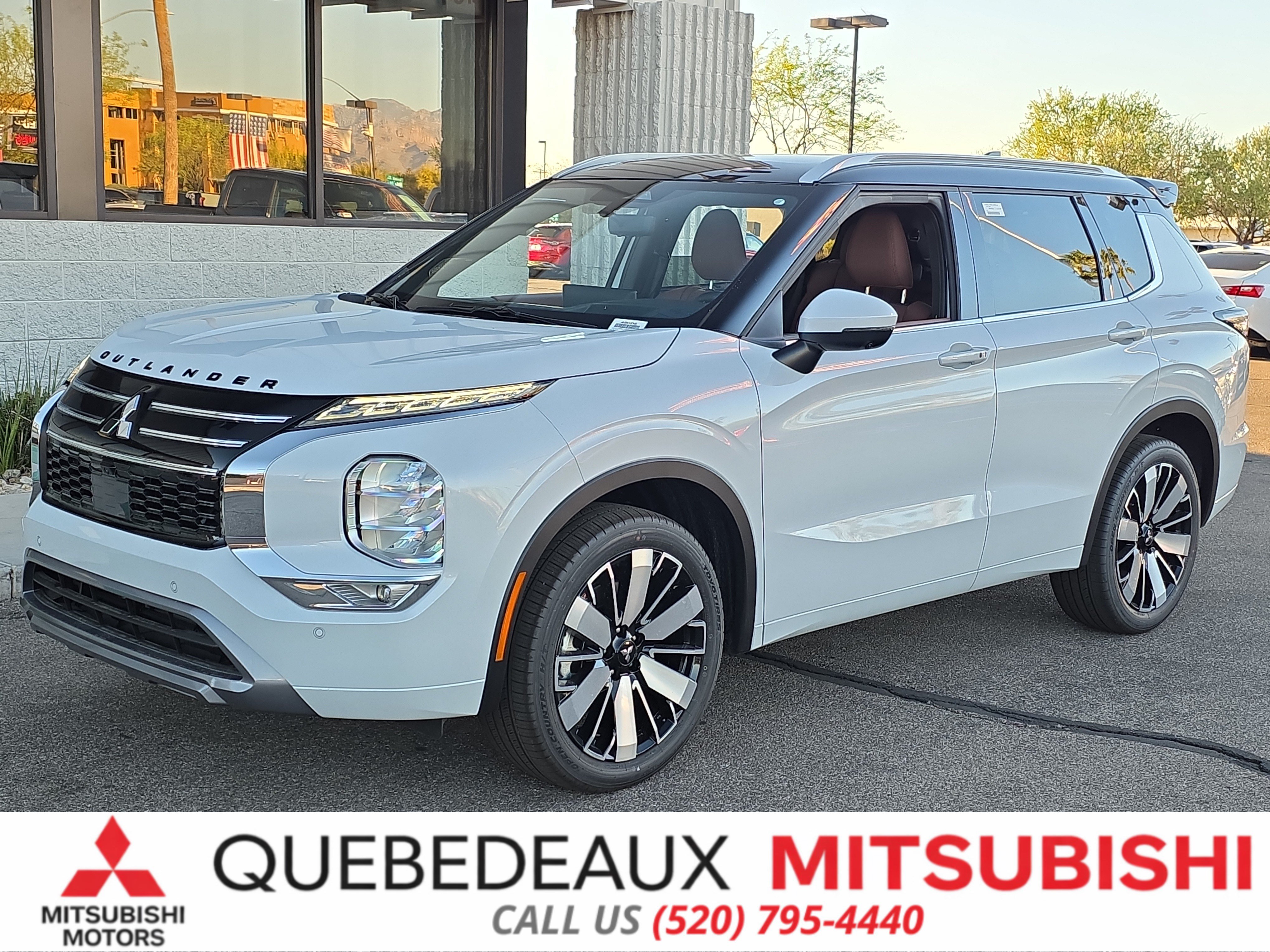 New 2026 Mitsubishi Outlander SEL FWD image 3