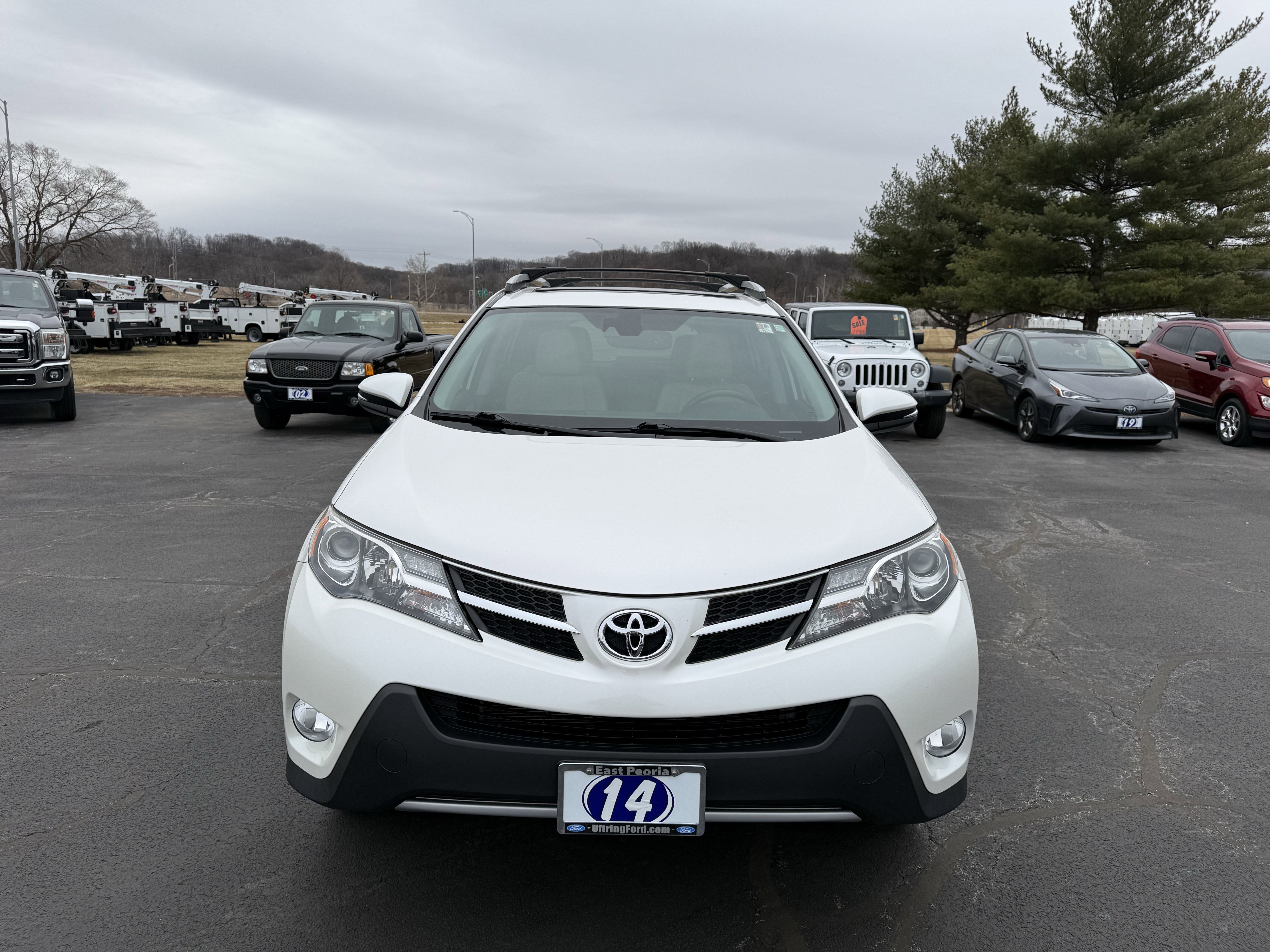 Used 2014 Toyota RAV4 Limited w/ Technology Package image 8