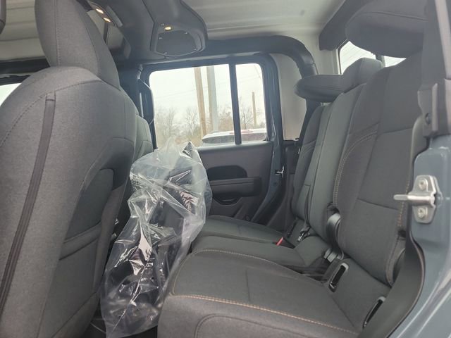 New 2026 Jeep Gladiator Sport image 18