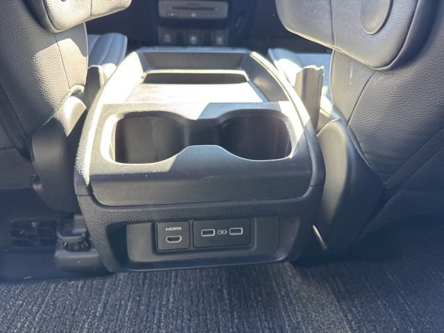 Used 2022 Honda Odyssey Elite image 16