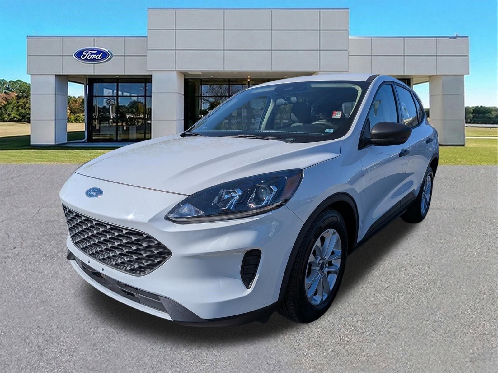 Certified 2020 Ford Escape S image 4