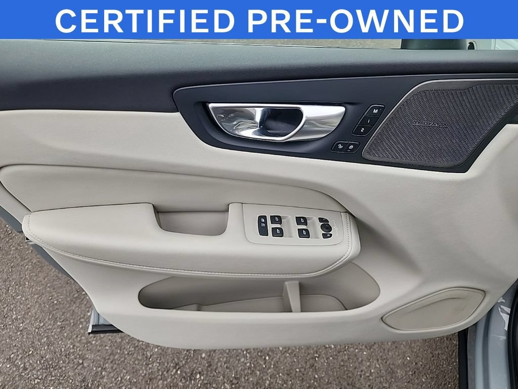 Certified 2026 Volvo XC60 B5 Ultra AWD/4WD image 10