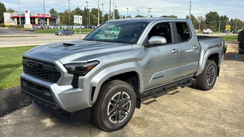 New 2026 Toyota Tacoma TRD Sport AWD/4WD image 2