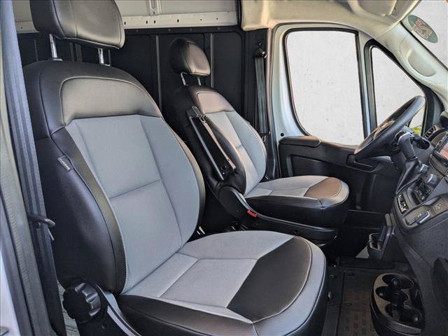 Used 2025 RAM ProMaster 2500 w/ Convenience Group FWD image 18