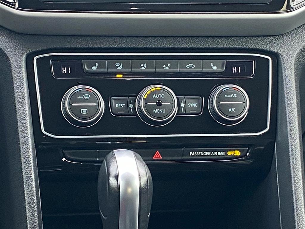 Certified 2022 Volkswagen Atlas SE image 9