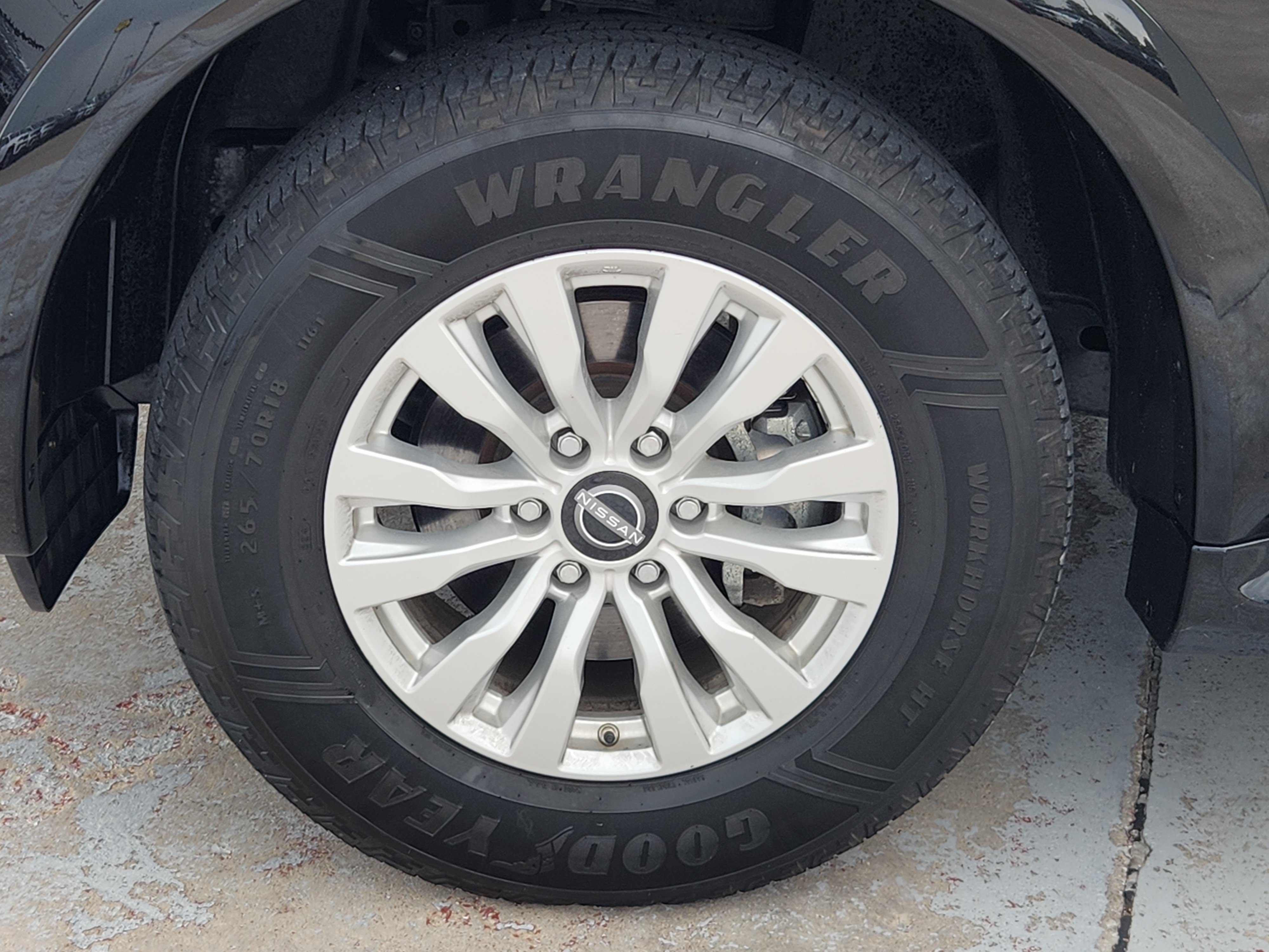 Used 2022 Nissan Armada SV AWD/4WD image 13