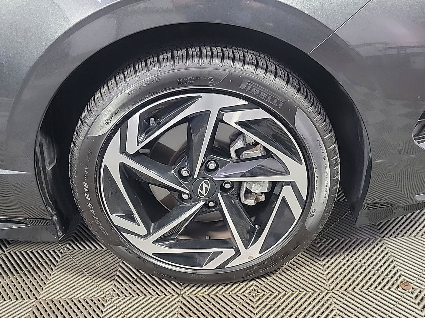 Used 2025 Hyundai Sonata SEL FWD image 3