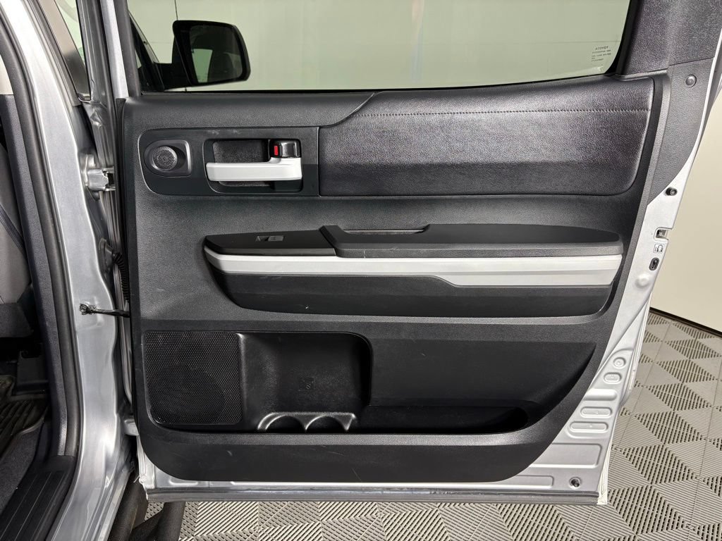 Used 2018 Toyota Tundra SR5 w/ TRD Off Road Package AWD/4WD image 40