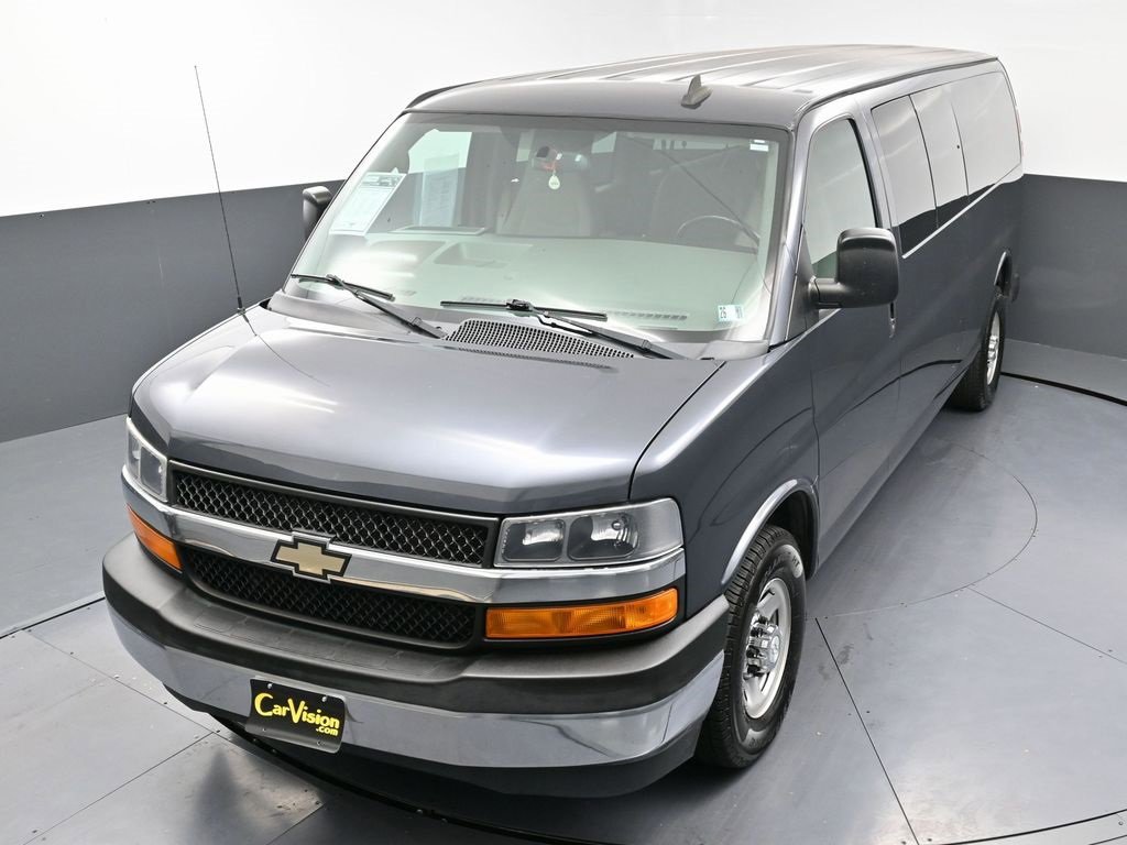 Used 2017 Chevrolet Express 3500 LT w/ LT Preferred Equipment Group image 40