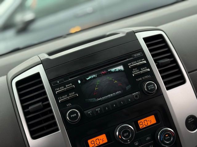 Used 2014 Nissan Frontier SV image 4