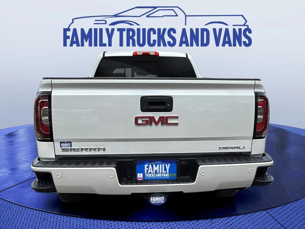 Used 2018 GMC Sierra 1500 Denali w/ Denali Ultimate Package AWD/4WD image 4