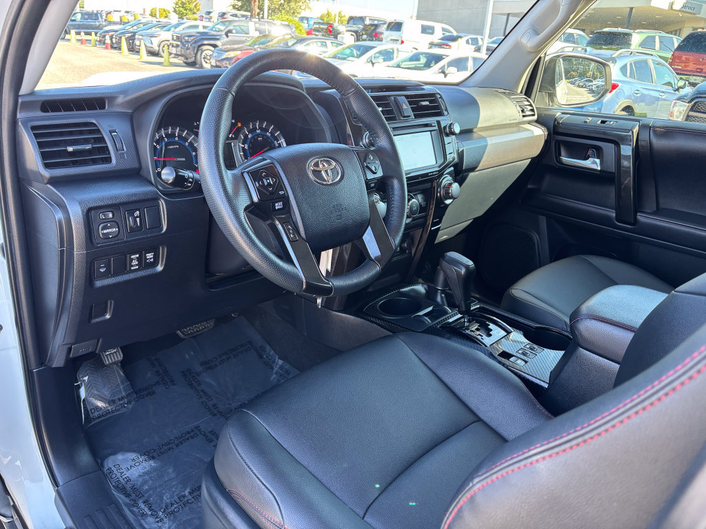 Used 2019 Toyota 4Runner TRD Off-Road Premium AWD/4WD image 19