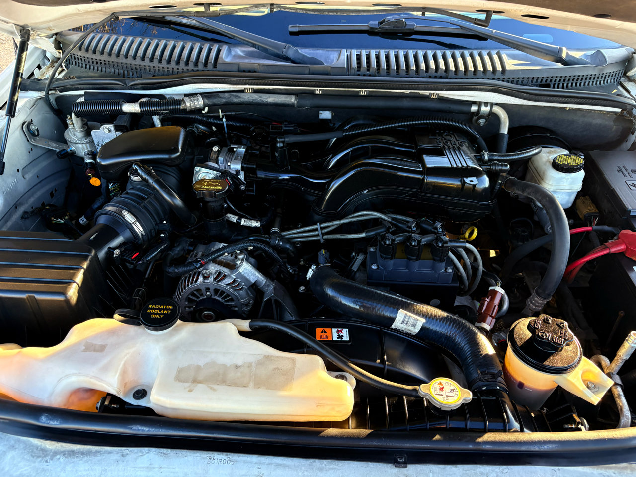 Used 2010 Ford Explorer XLT image 33