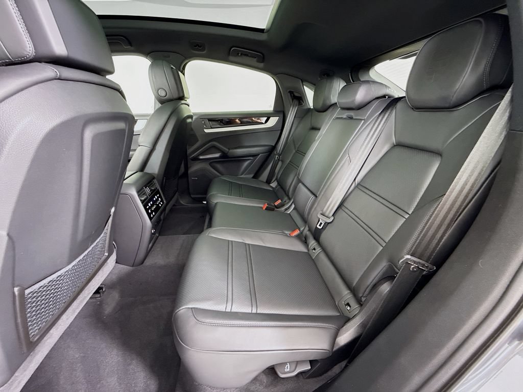 New 2026 Porsche Cayenne S AWD/4WD image 24