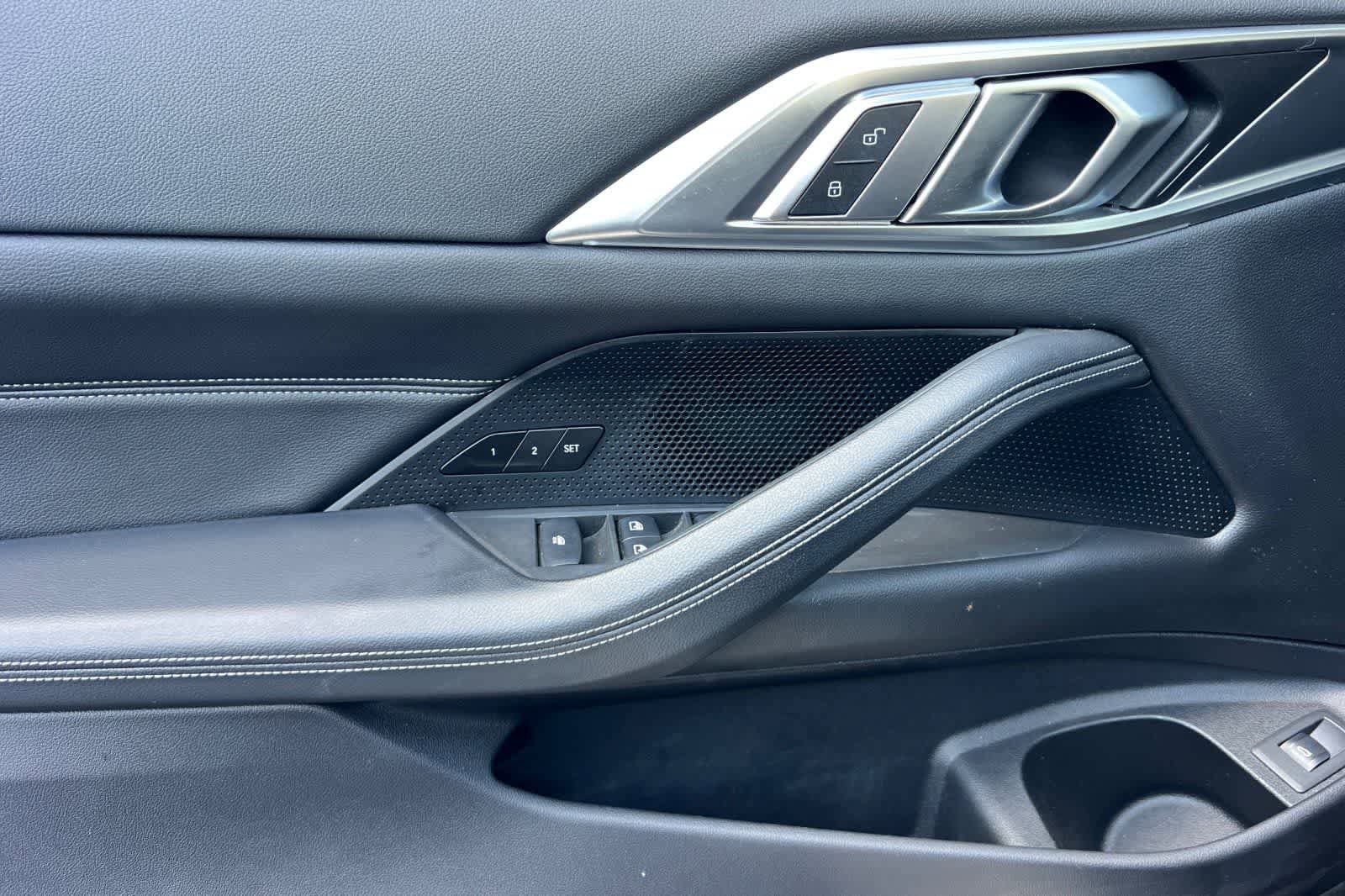 Used 2023 BMW M440i Convertible image 15