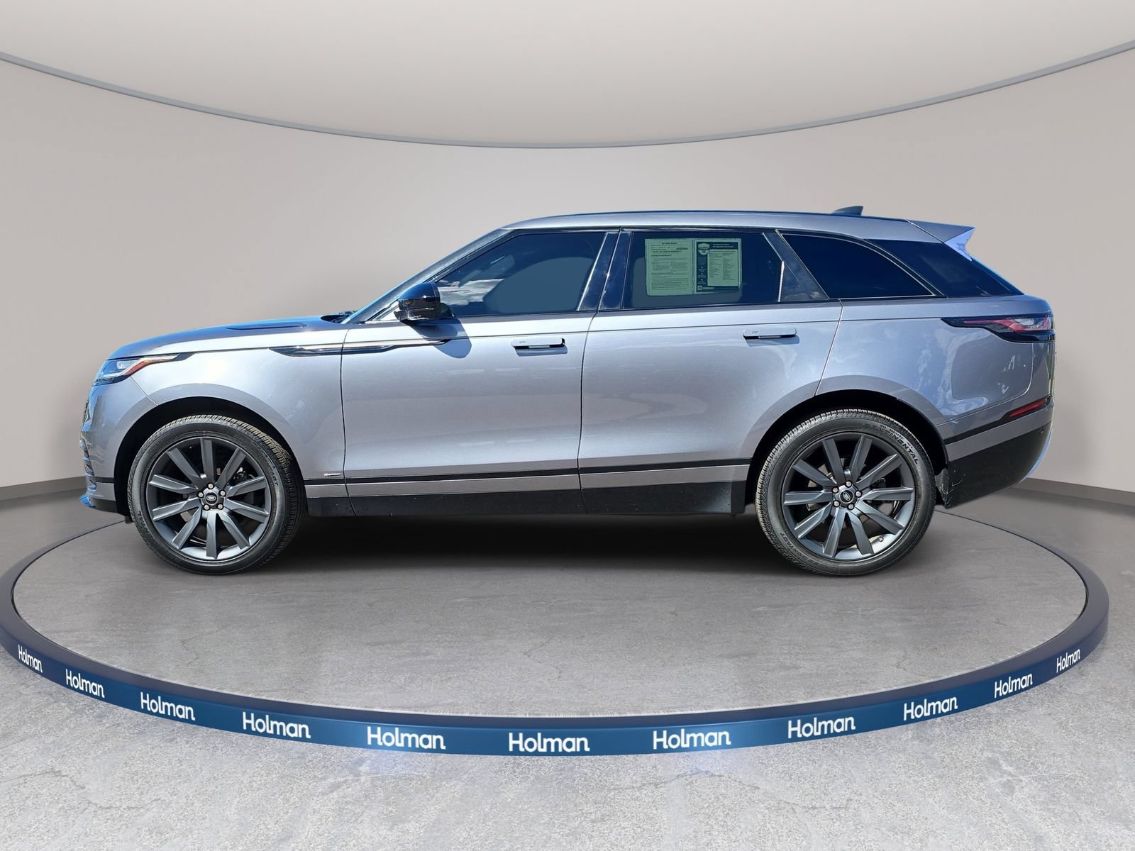 Used 2020 Land Rover Range Rover Velar R-Dynamic S AWD/4WD image 9