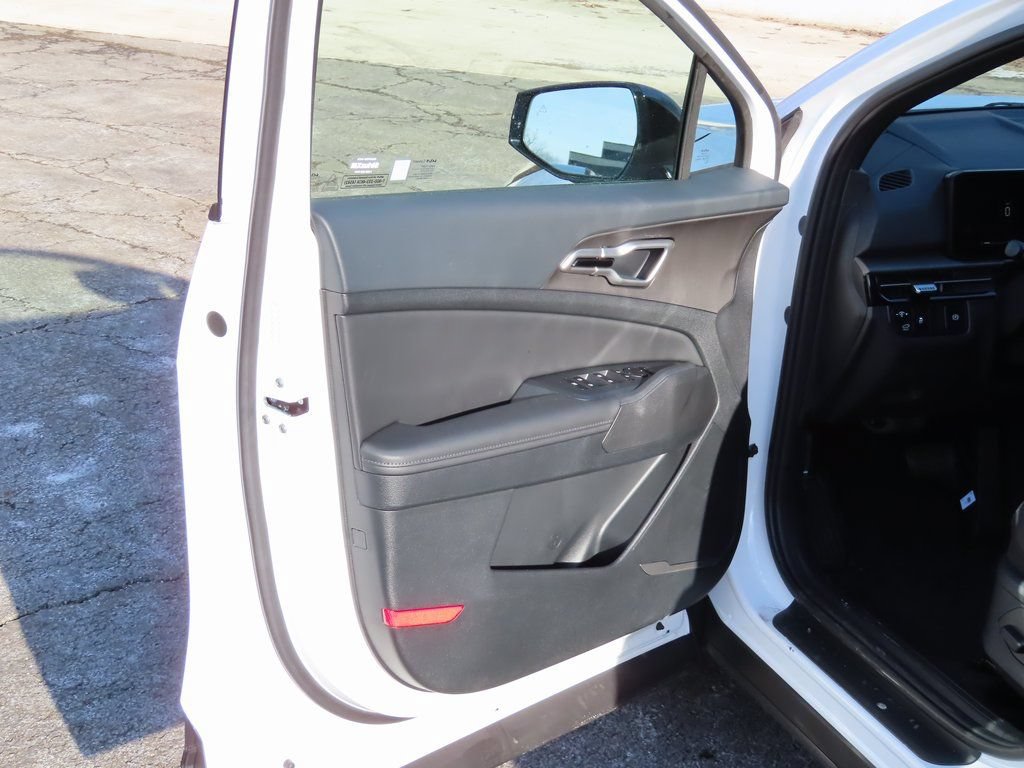 Certified 2026 Kia Sportage X-Line w/ X-Line Premium Package AWD/4WD image 27