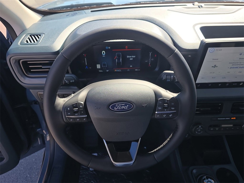 New 2025 Ford Maverick Lariat w/ Black Appearance Package image 27