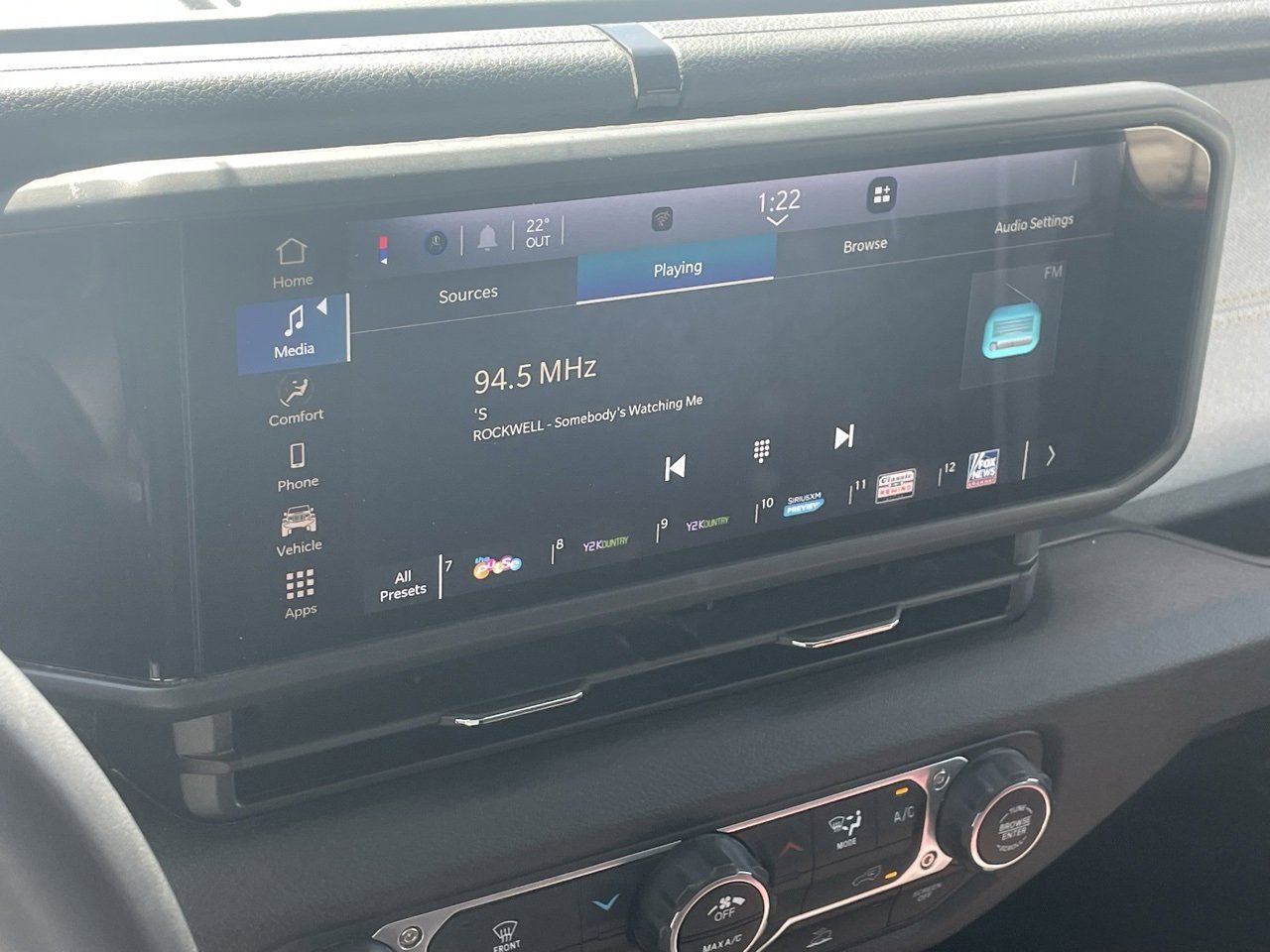 Used 2025 Jeep Gladiator Sport image 6