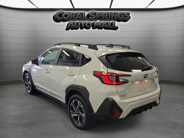 Used 2024 Subaru Crosstrek 2.0i Premium AWD/4WD image 4