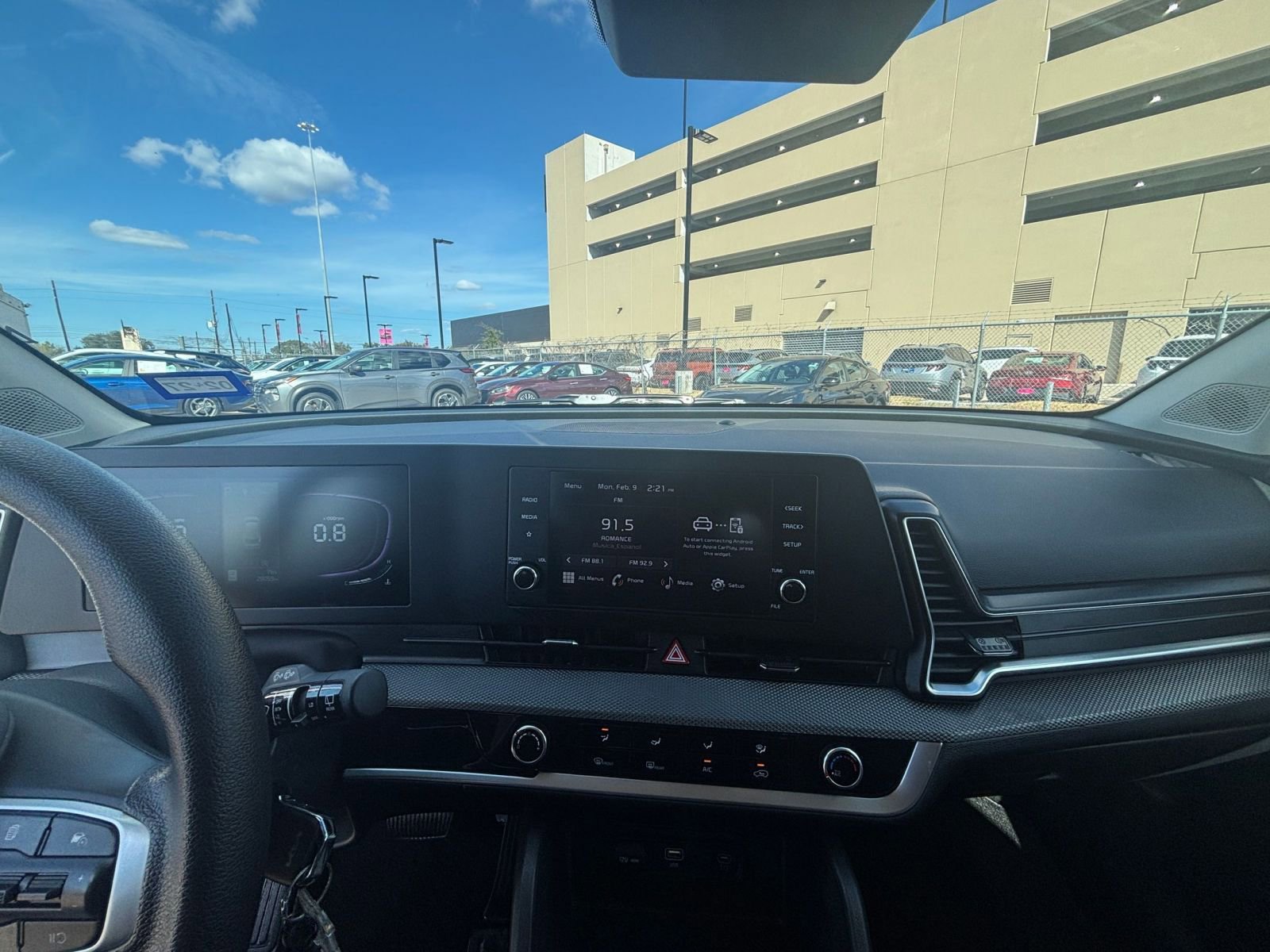 Used 2025 Kia Sportage LX image 31