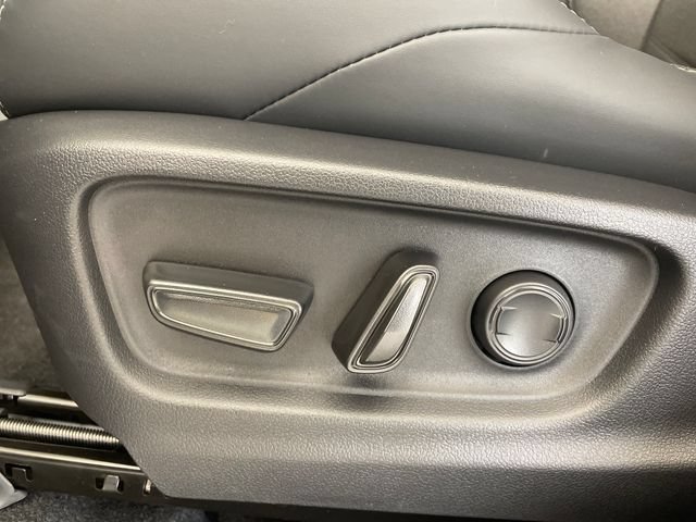 New 2026 Toyota C-HR AWD/4WD image 14