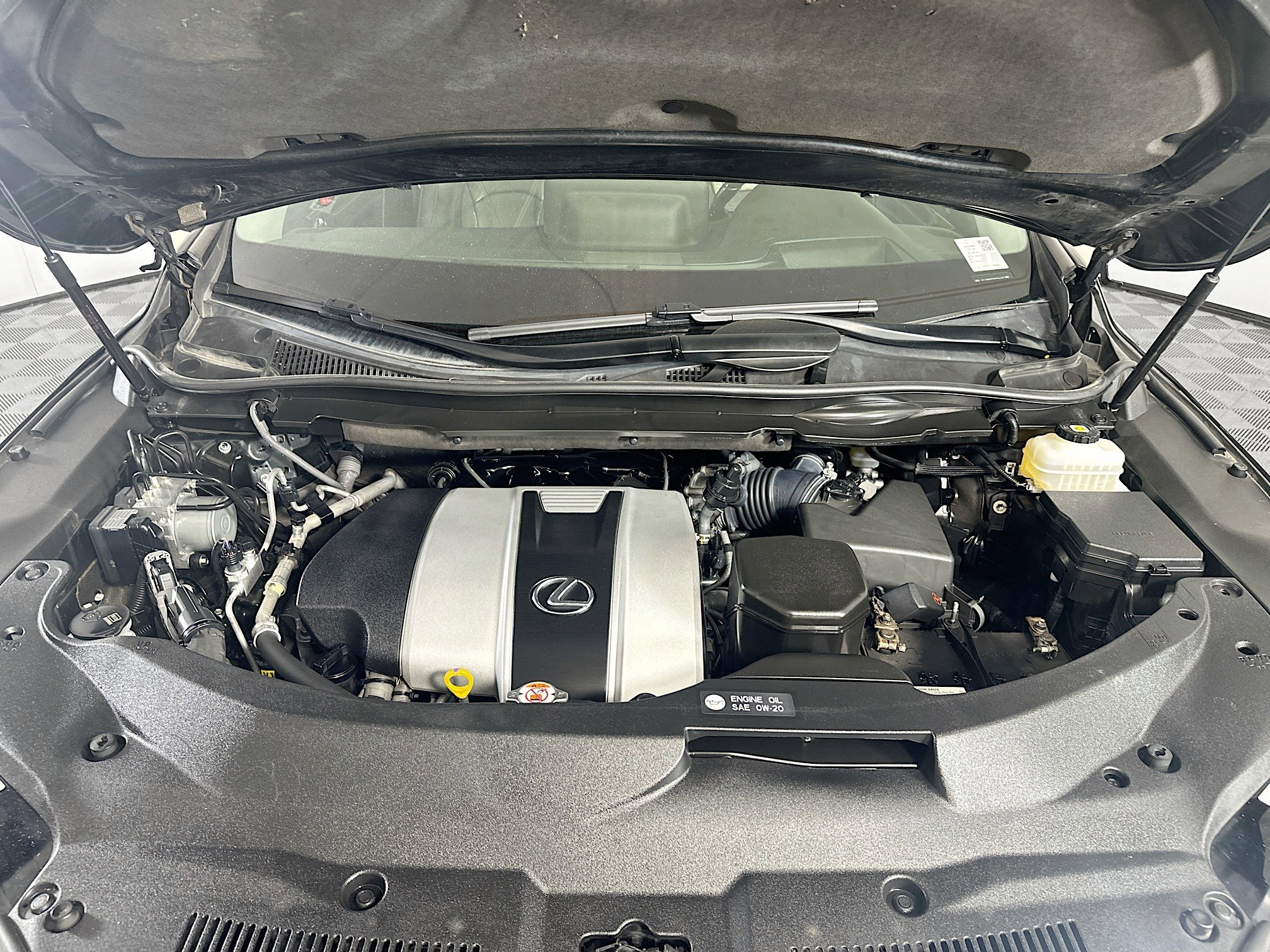 Used 2022 Lexus RX 350L Luxury image 37