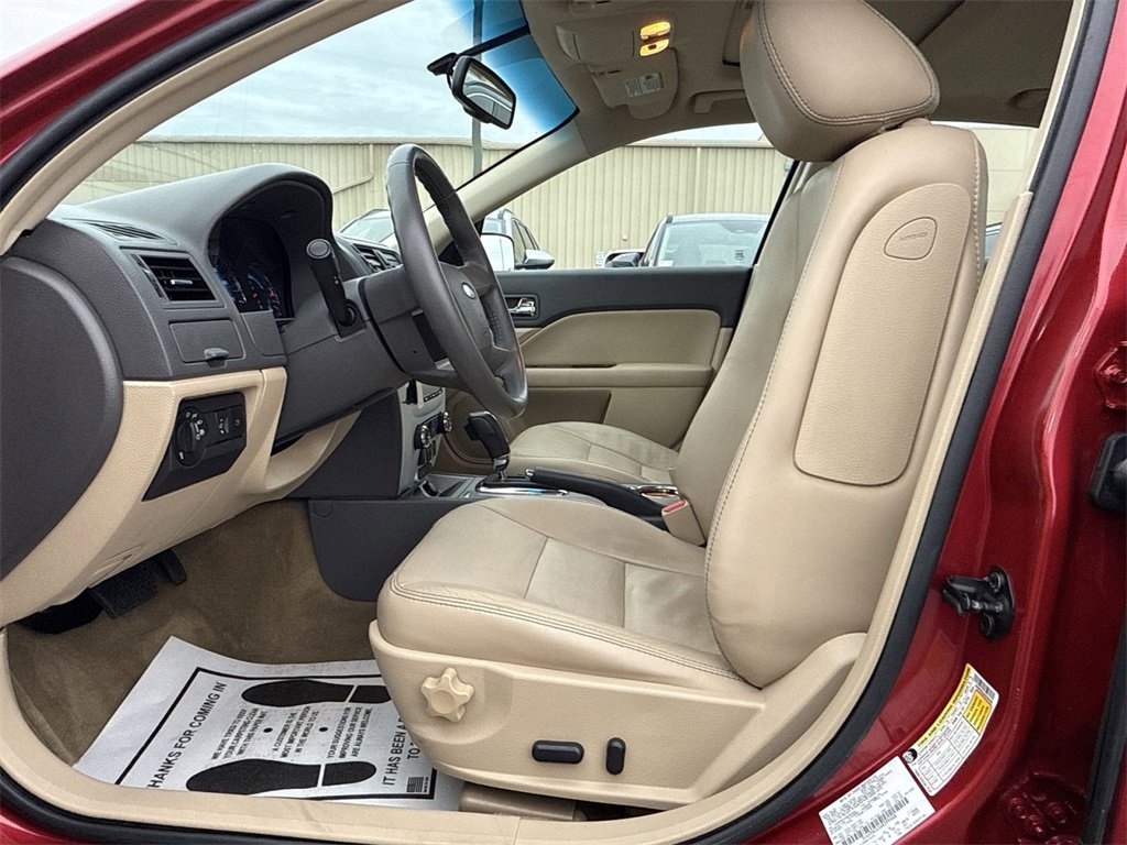 Used 2010 Ford Fusion SEL image 13