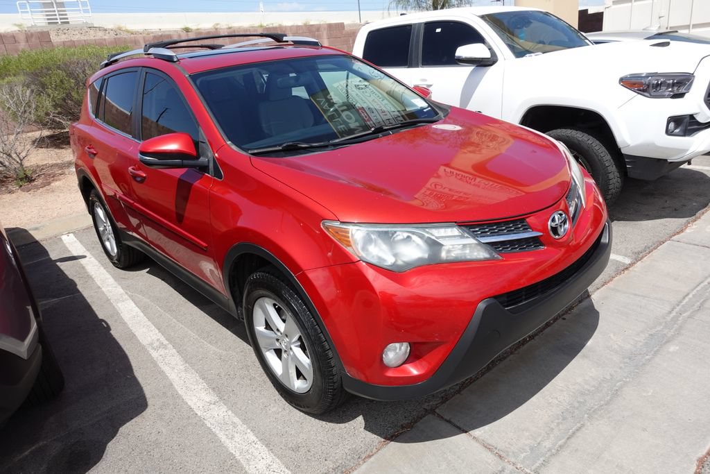 Used 2014 Toyota RAV4 XLE AWD/4WD video 1