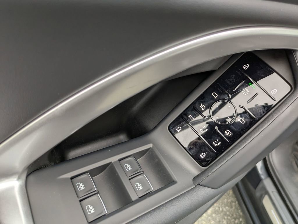 New 2025 Audi Q5 Premium w/ Convenience Package image 13