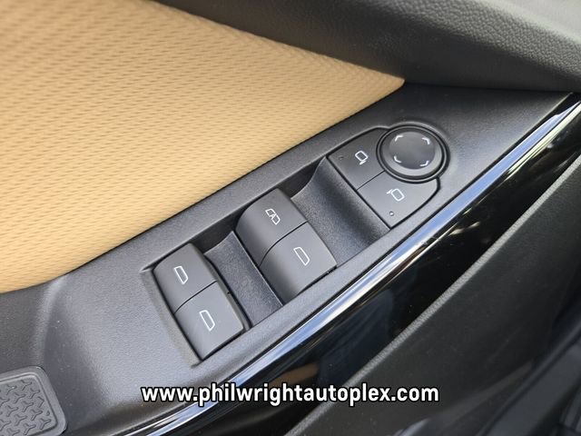 New 2026 Chevrolet Equinox ACTIV w/ LPO, Floor Liner Package image 25
