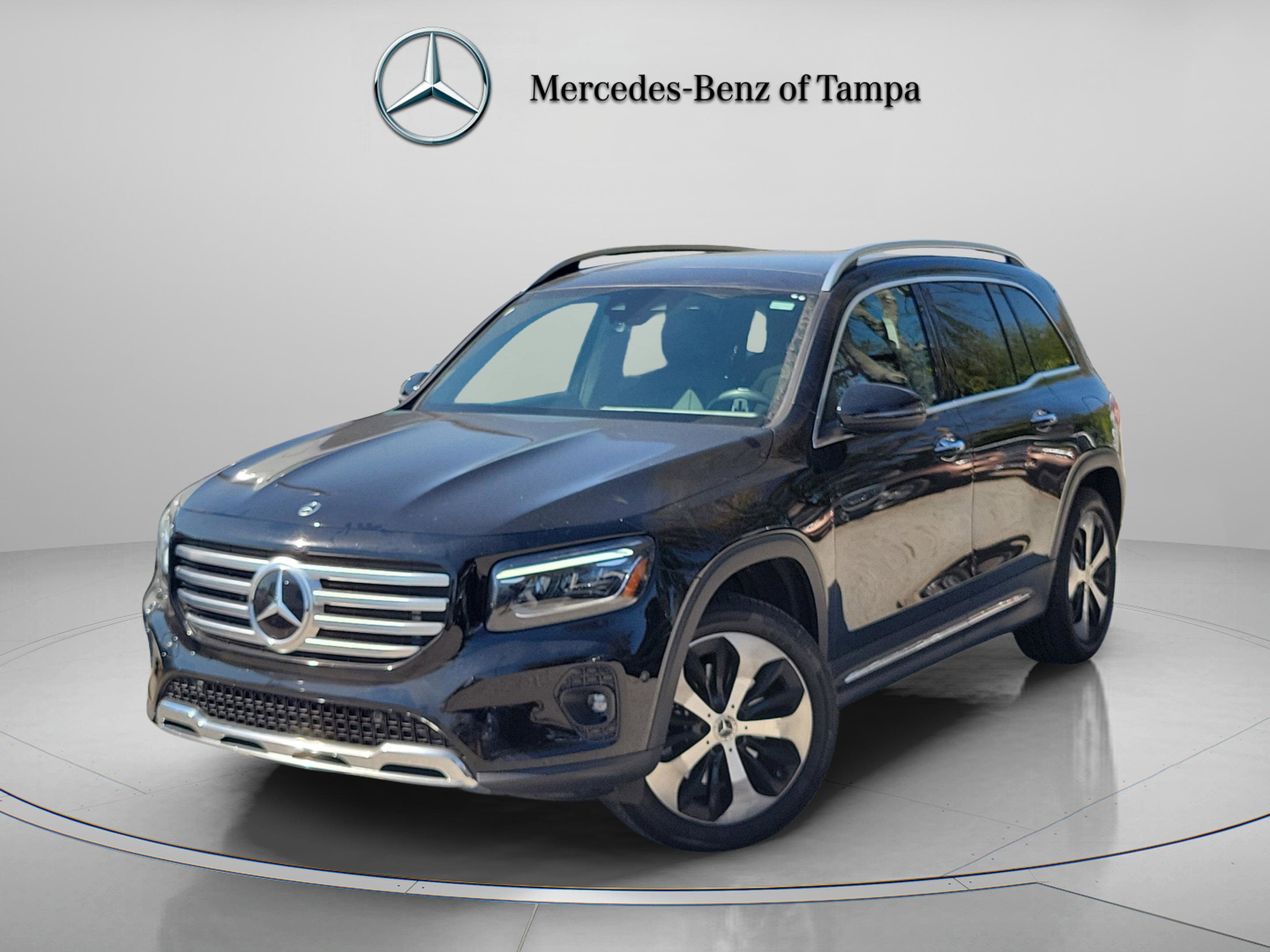 Used 2024 Mercedes-Benz GLB 250 image 1