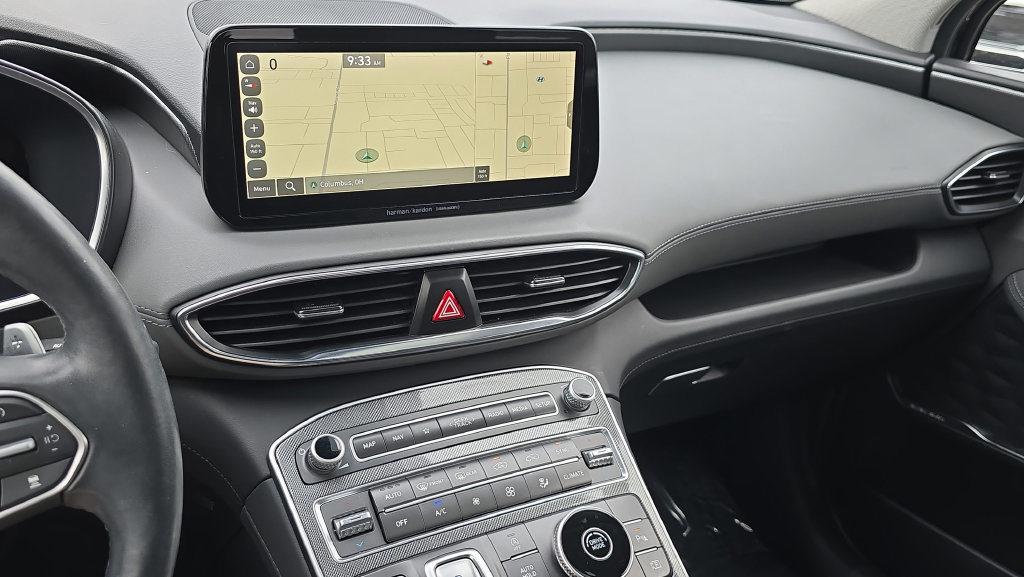 Used 2023 Hyundai Santa Fe Limited FWD image 21