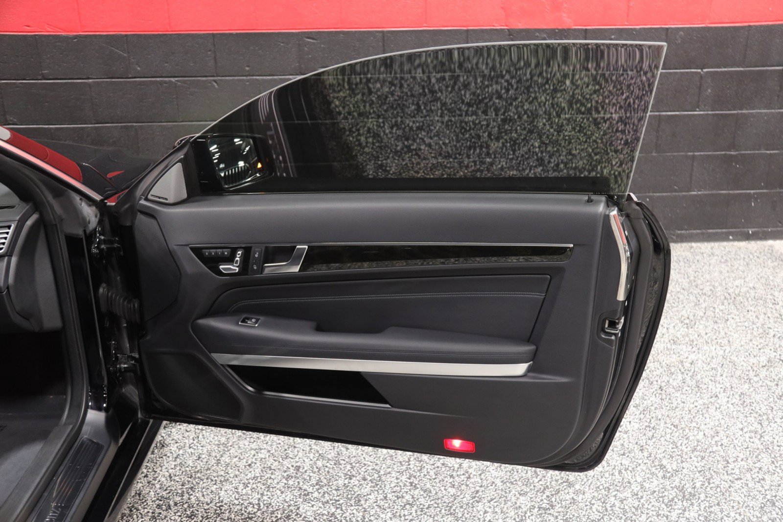 Used 2014 Mercedes-Benz E 550 Coupe image 39