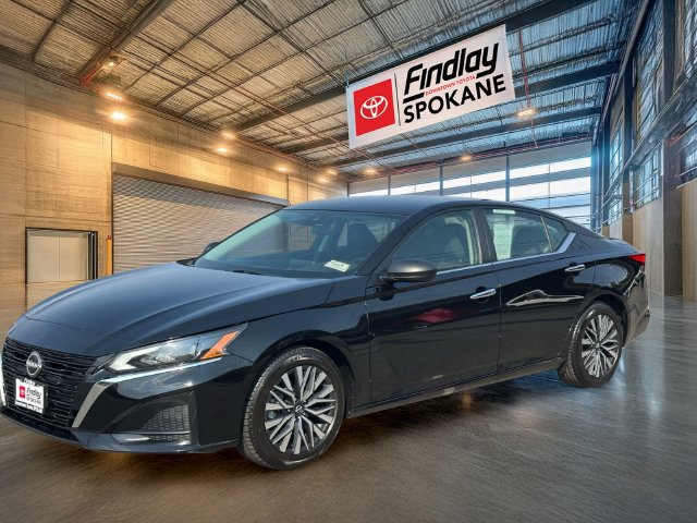Used 2025 Nissan Altima 2.5 SV FWD image 1