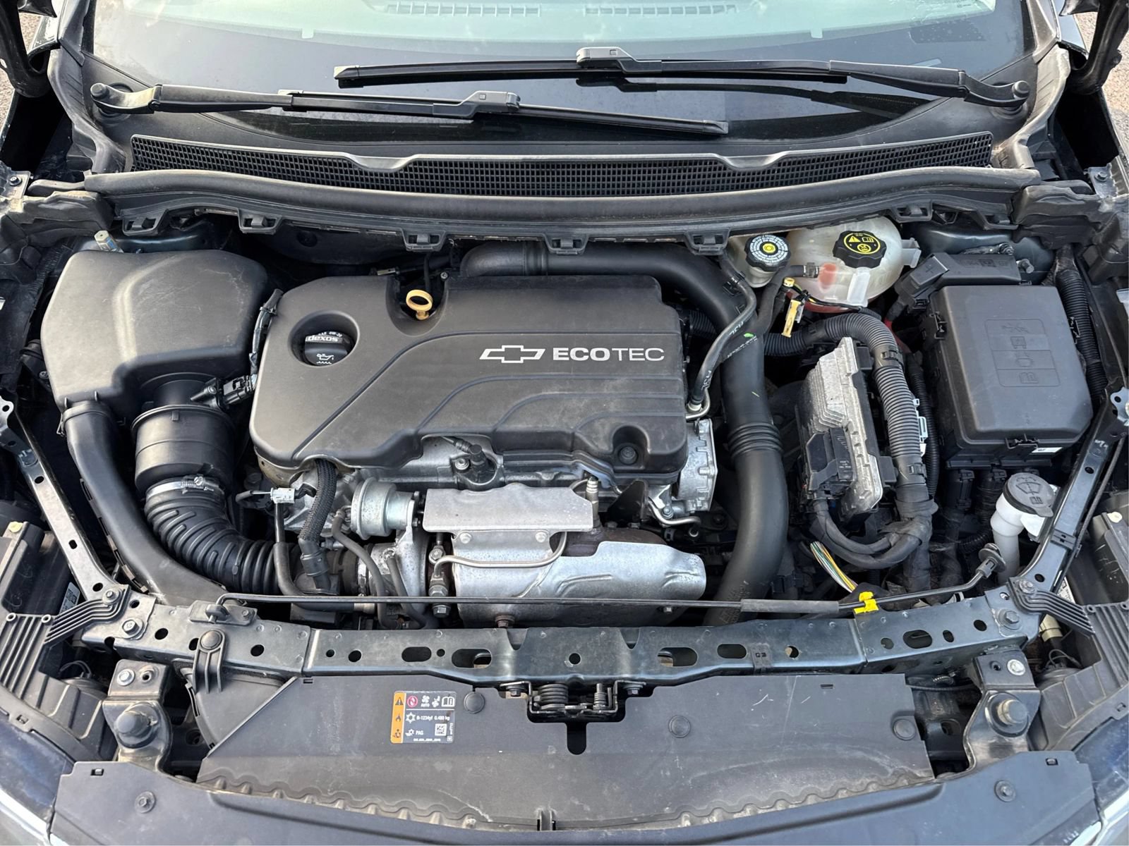 Used 2018 Chevrolet Cruze LT FWD image 11