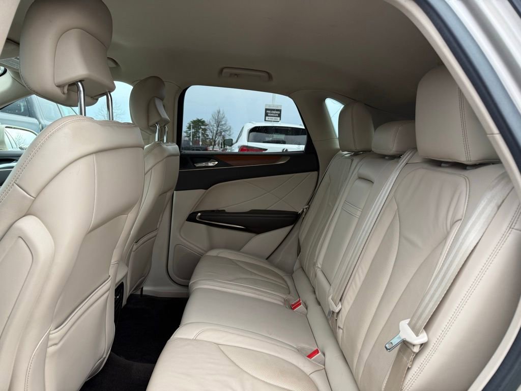 Used 2017 Lincoln MKC Select w/ Select Plus Package image 15