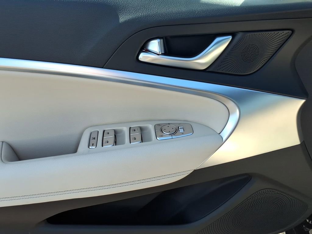 New 2026 Genesis G70 2.5T AWD/4WD image 14