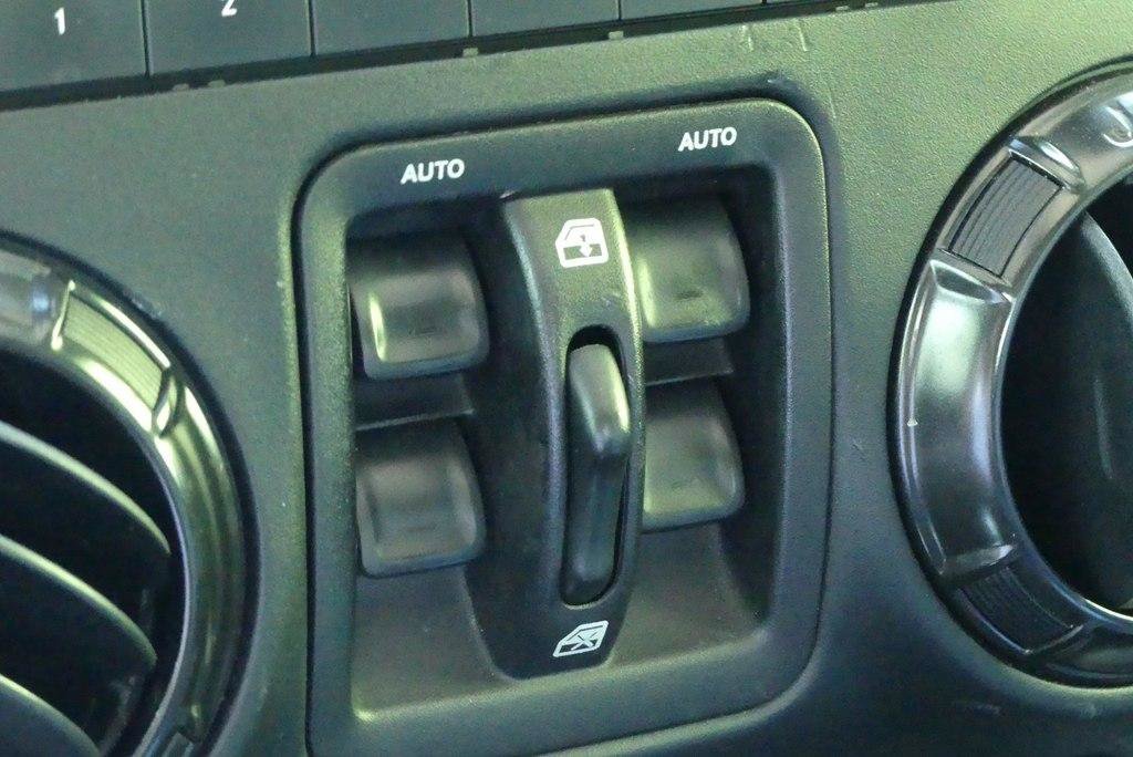 Used 2018 Jeep Wrangler Unlimited Rubicon AWD/4WD image 20