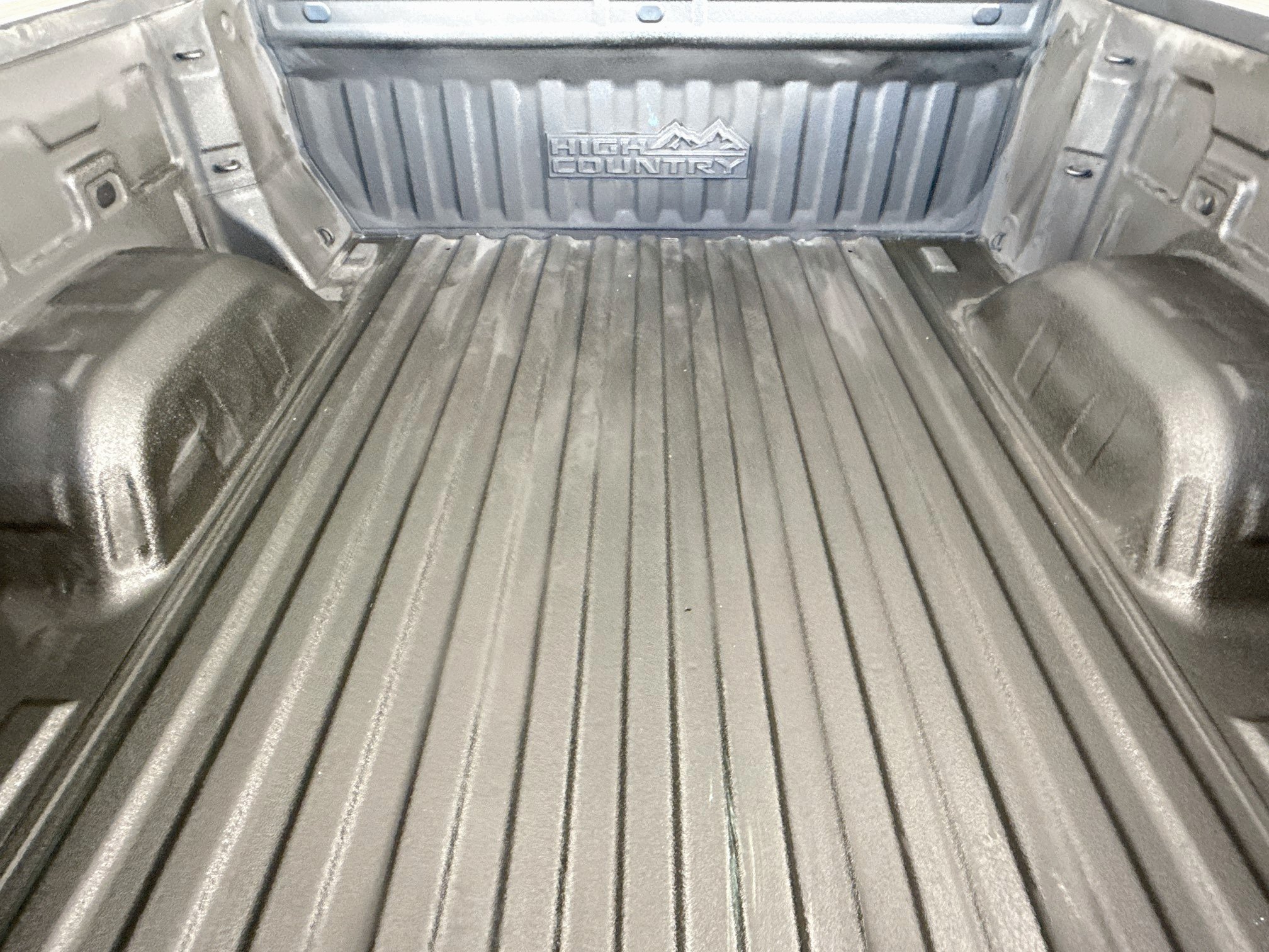 Used 2019 Chevrolet Silverado 1500 High Country w/ Technology Package RWD image 29