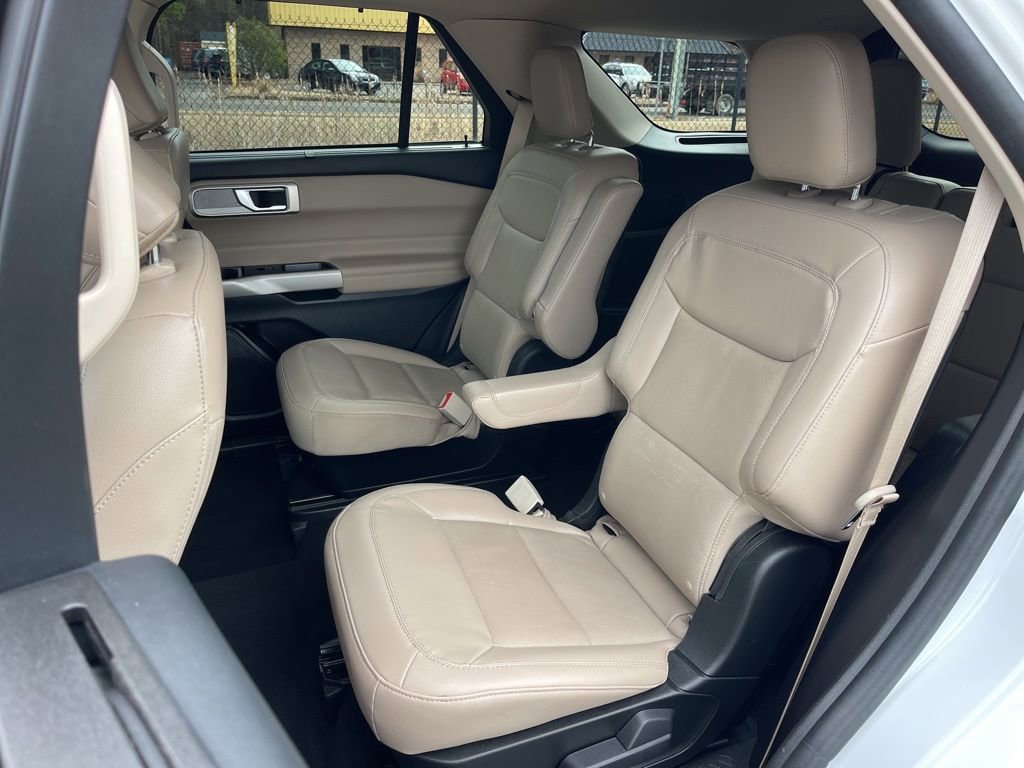 Certified 2023 Ford Explorer Limited w/ Equipment Group 301A image 21