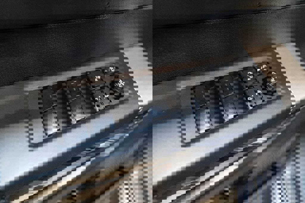 Used 2023 Toyota Tundra Limited w/ Power Package image 20