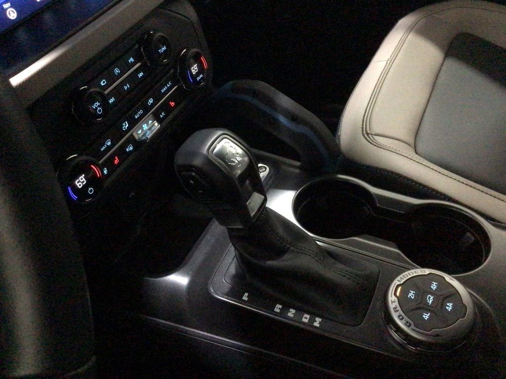 Used 2023 Ford Bronco Wildtrak AWD/4WD image 14