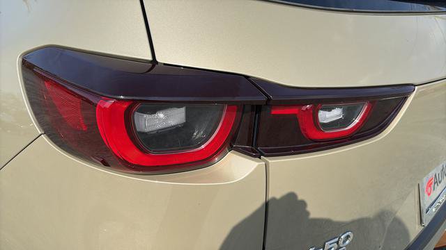 Used 2024 MAZDA CX-50 AWD 2.5 Turbo image 10