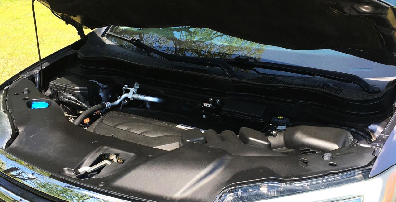 Used 2017 Honda Pilot Elite image 37
