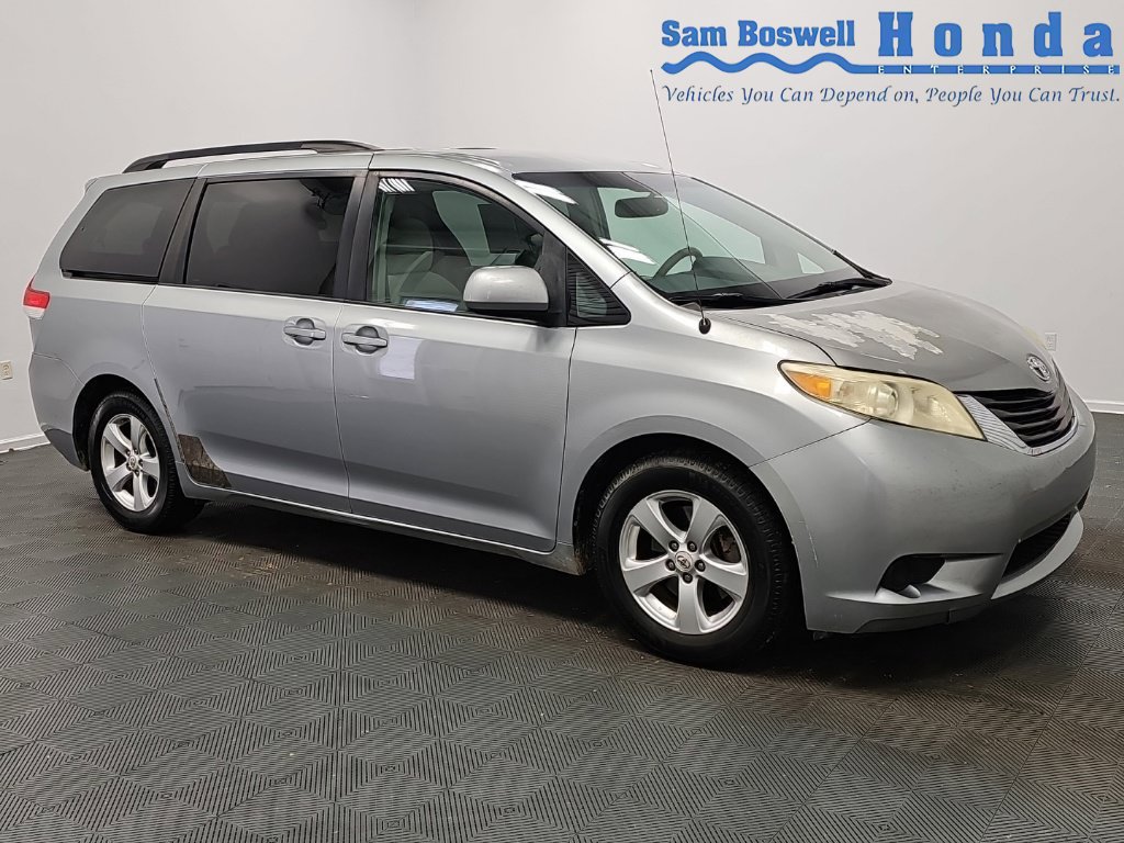 Used 2011 Toyota Sienna LE
