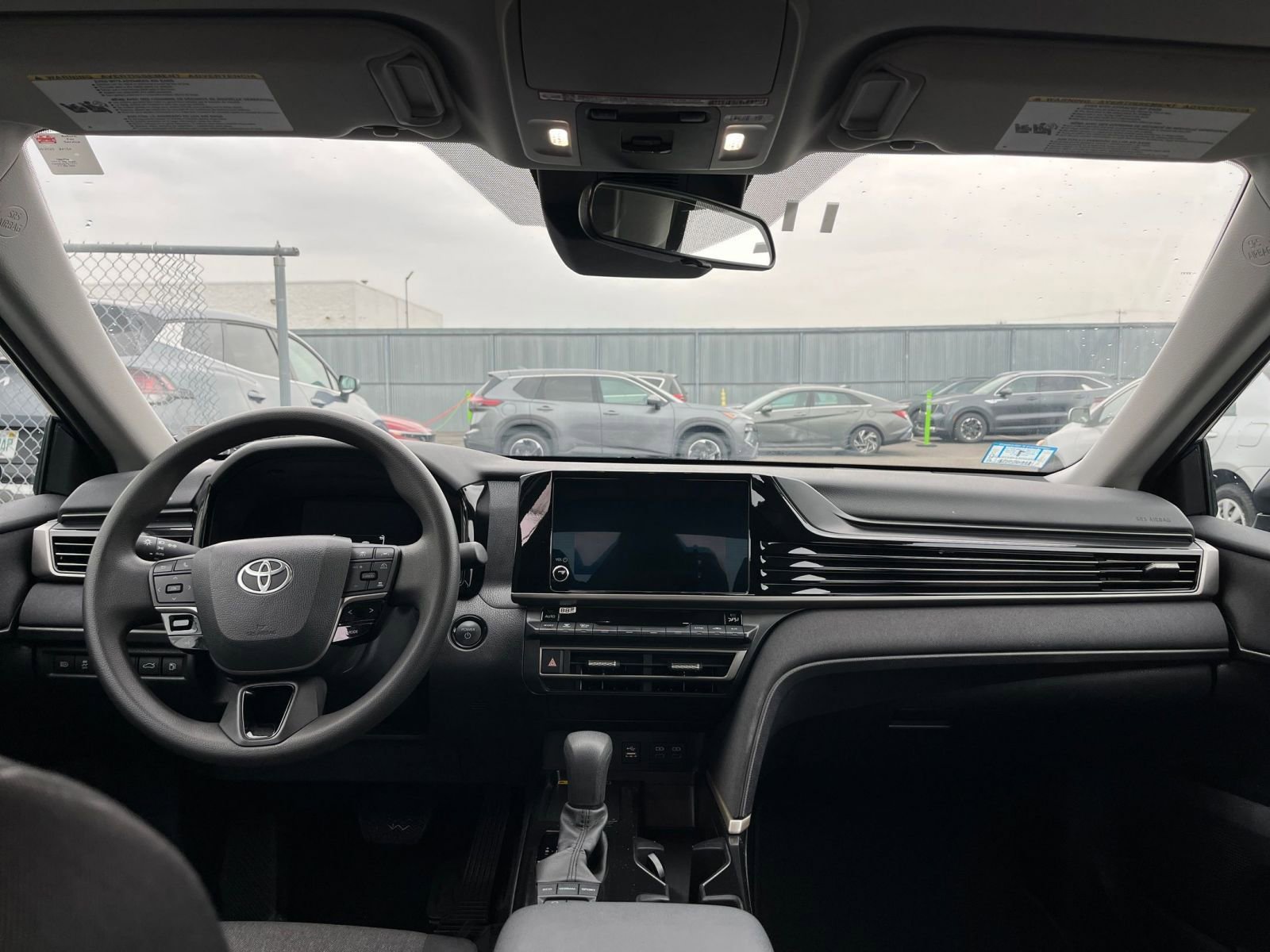 Used 2025 Toyota Camry LE image 32